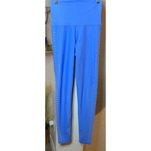 Beach Riot Sport powder blue pearlescent studded sides leggings Small 0-4